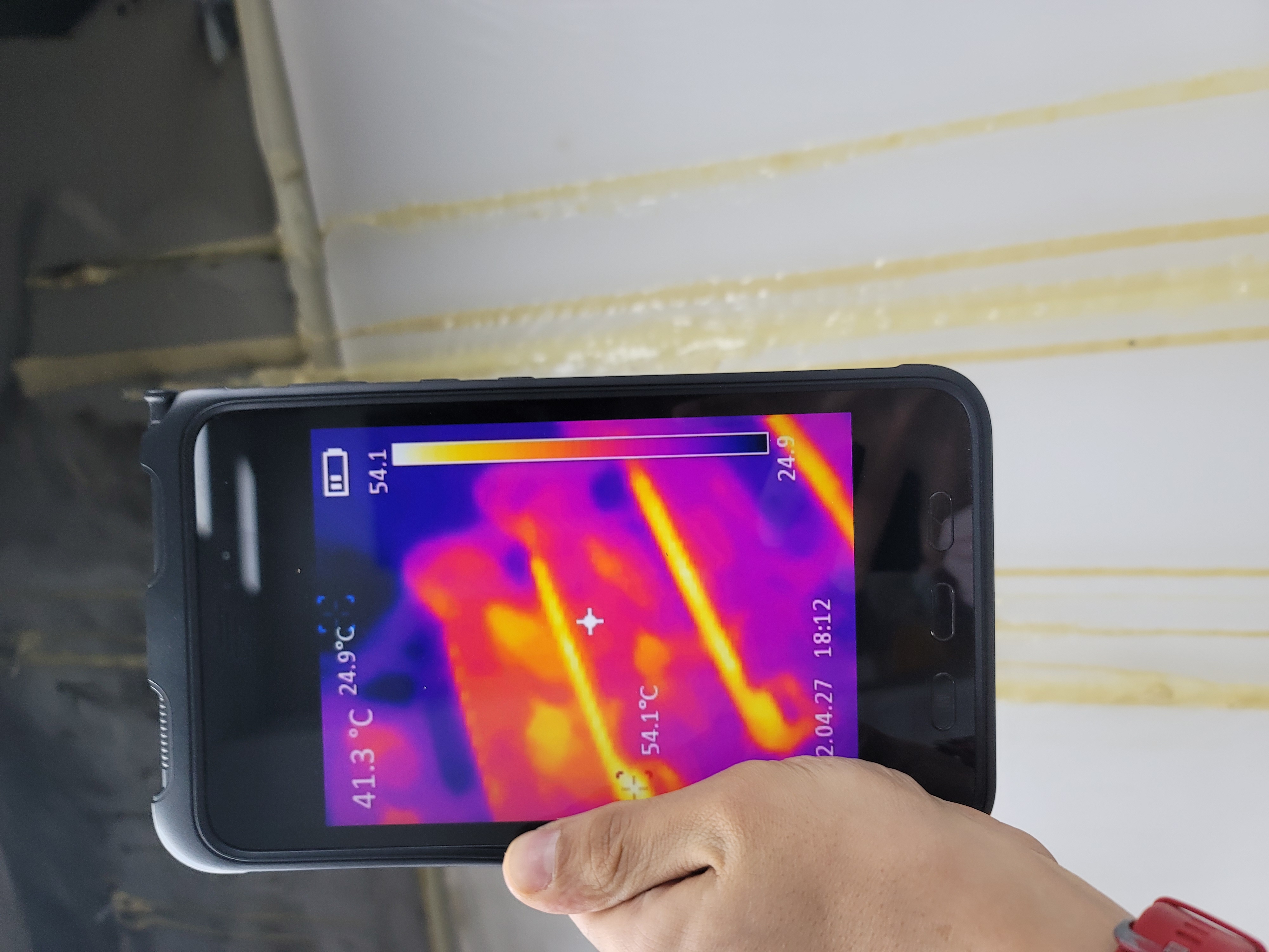 FLIR T-series IR camera (640×480, < 30 mK NETD)